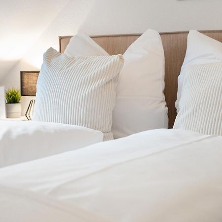 Malu Rooms - Im Stadtzentrum, Smarttv, Netflix, 24H Checkin Людвигсбург Экстерьер фото