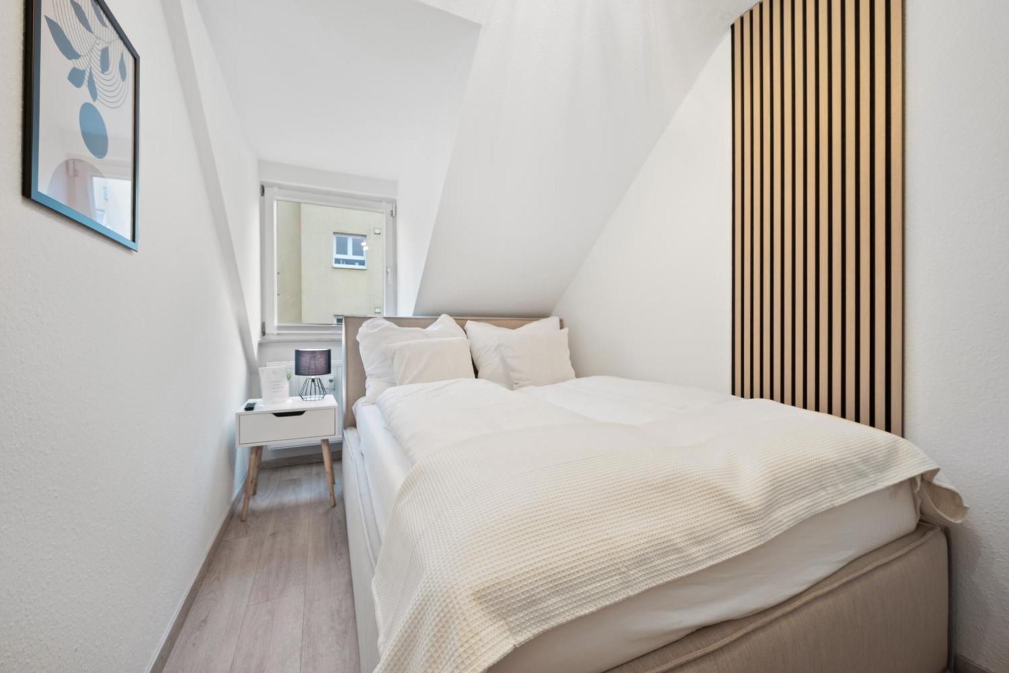 Malu Rooms - Im Stadtzentrum, Smarttv, Netflix, 24H Checkin Людвигсбург Экстерьер фото